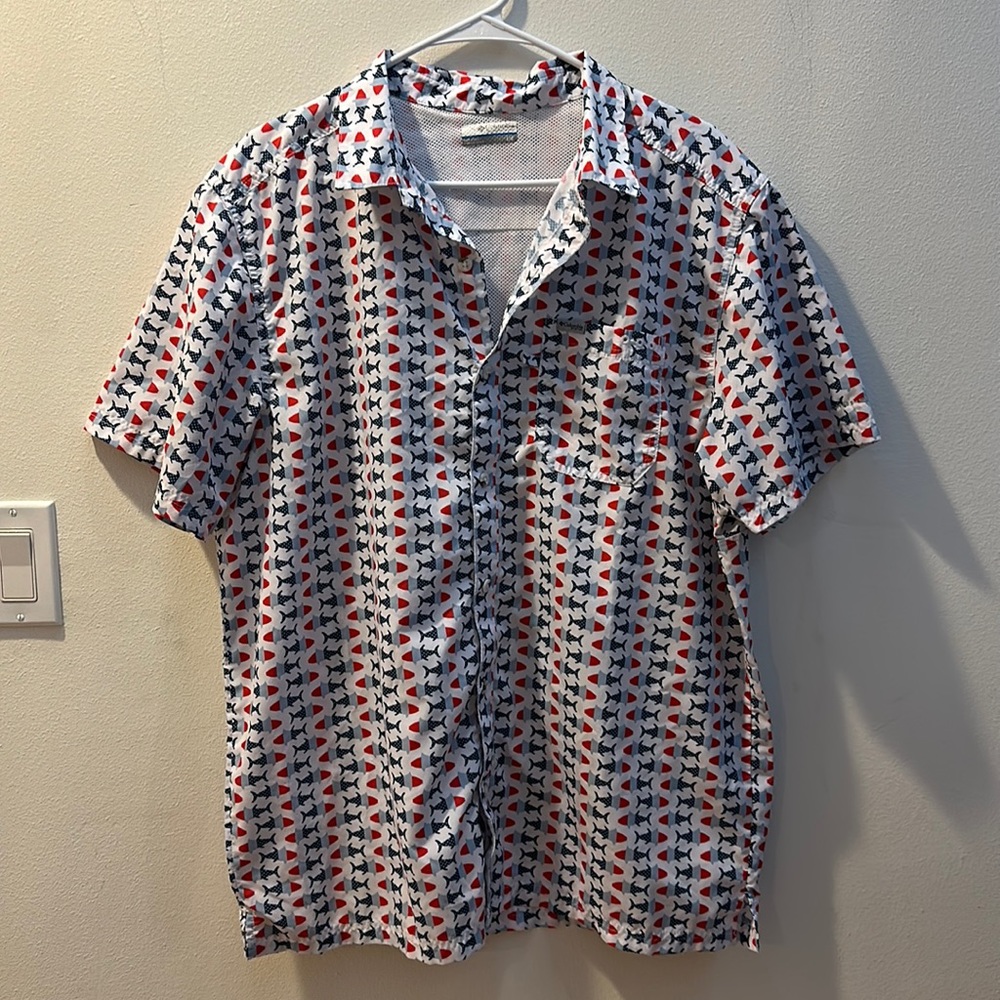 Men’s Columbia PFG - Size L